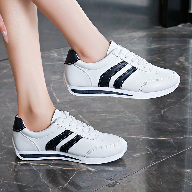 女性のカジュアル軽量通気性スポーツシューズ 2025 春秋の - Women Shoes Jeans のレビューと価格