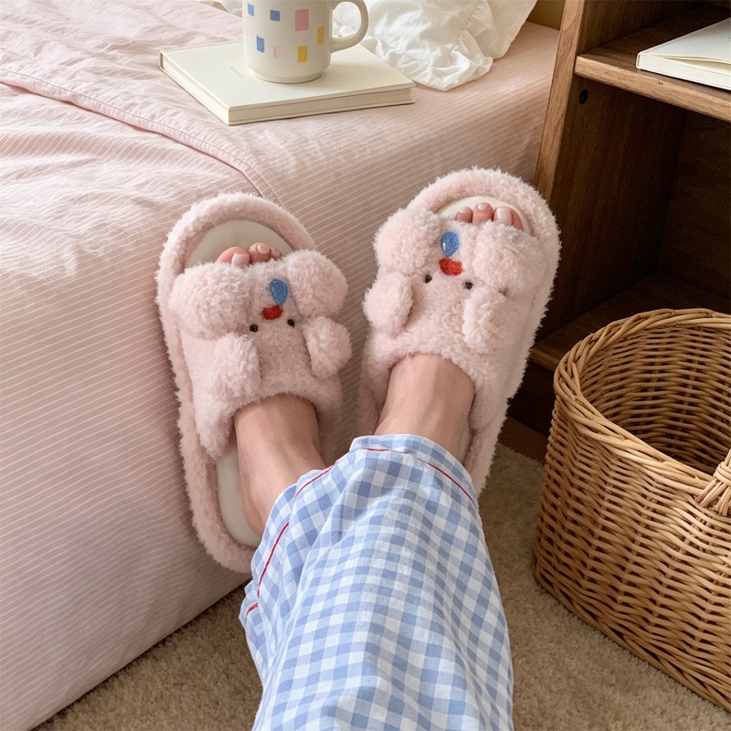 女性用、ふわふわで柔らかい素材の室内履き。毛皮のような質感の - Women'S Shoes Cloud のレビューと価格