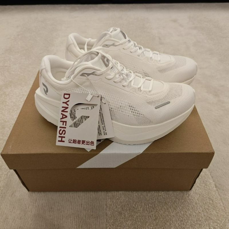 DYNAFISH ランニングシューズ メンズ レディース 高 - Women'S Shoes Vs Men'S のレビューと価格